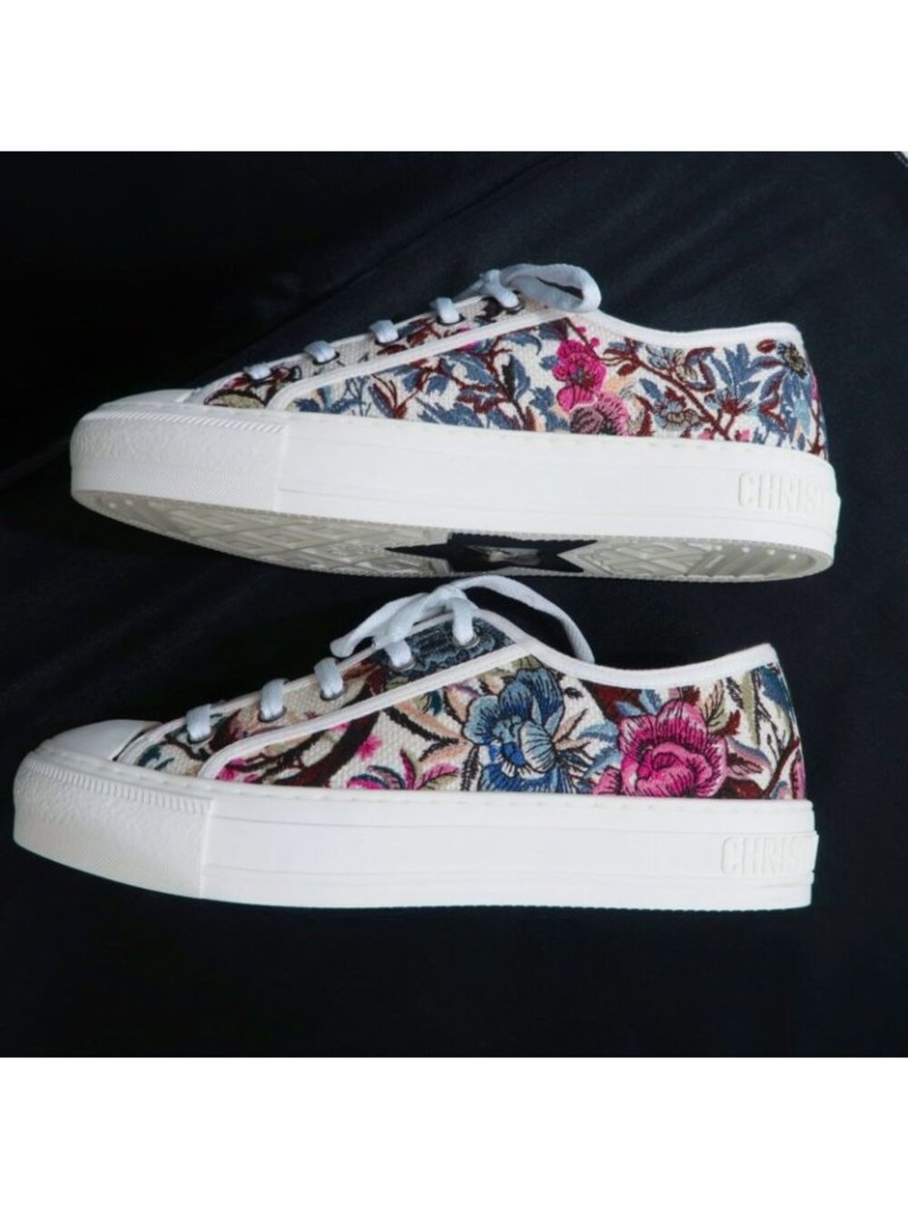 Dior Floral Embroidery Sneakers Size 38 Apparel Shoes - Picture 4 of 10